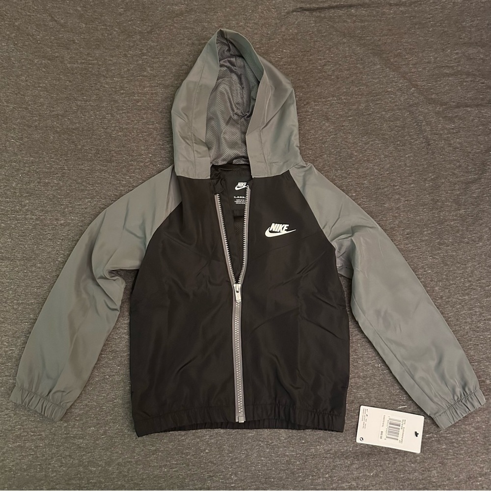 Nike Boys' Windrunner Jacket Black Size 4T Casual Outdoor Wear